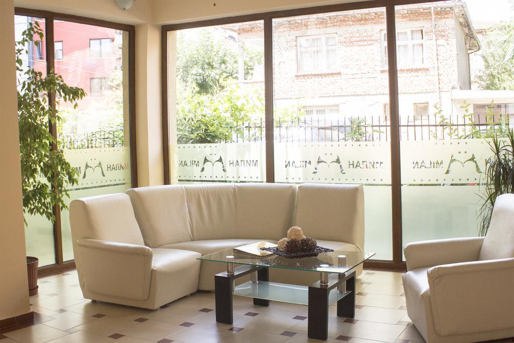 Hotel Milan Primorsko Ngoại thất bức ảnh